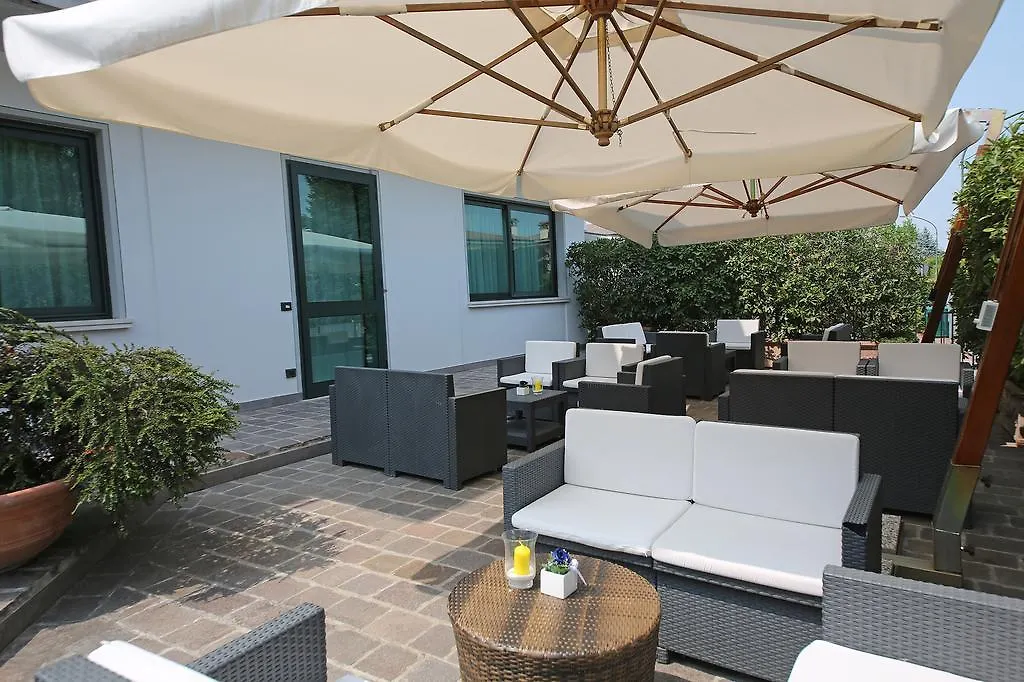 Hotel Abacus Porto Mantovano 4*,